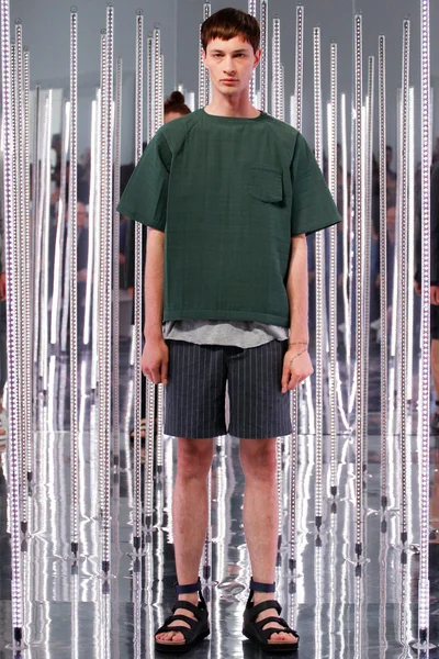Look 3